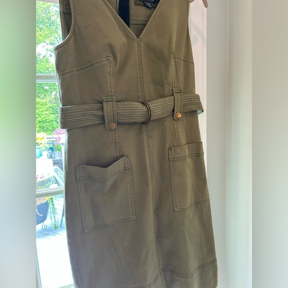 Maeve Green Denim Dress Belt V Neck Midi Length Size 6 (fits snug like a 4) - Picture 5 of 16